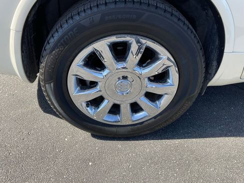 Used 2015 Buick Enclave Premium image 8