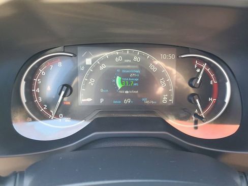 Used 2025 Toyota RAV4 LE AWD/4WD image 19