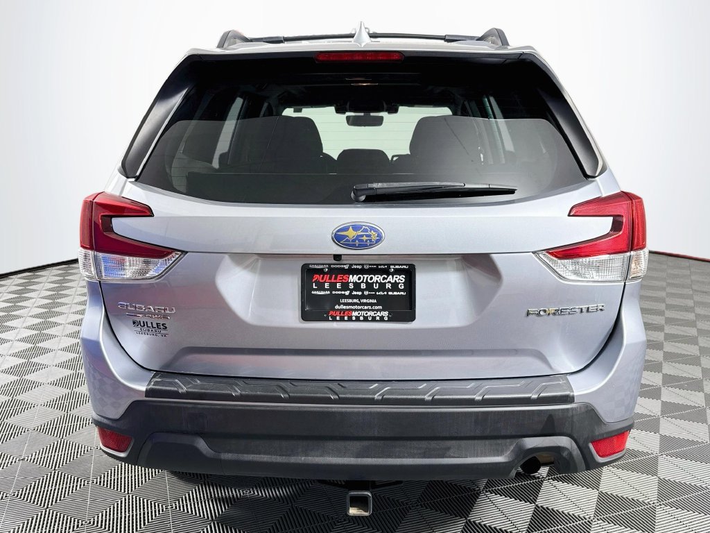 Used 2021 Subaru Forester Premium AWD/4WD image 6