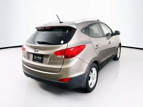 Used 2012 Hyundai Tucson GLS FWD image 9