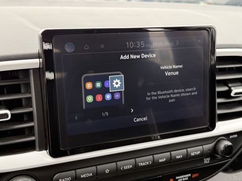 Used 2024 Hyundai Venue Limited FWD image 25