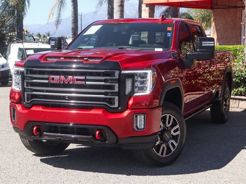 Used 2022 GMC Sierra 2500 AT4 w/ AT4 Premium Plus Package AWD/4WD image 4