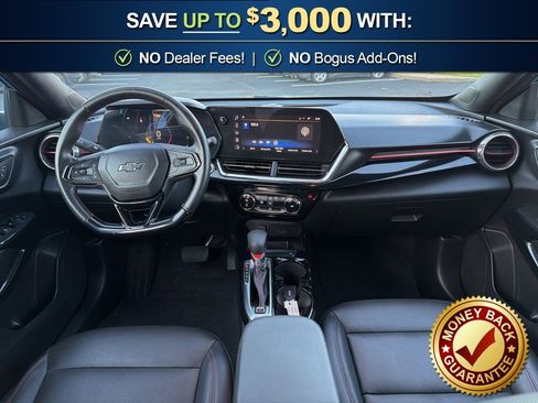 Used 2025 Chevrolet Trax RS w/ Driver Confidence Package image 19