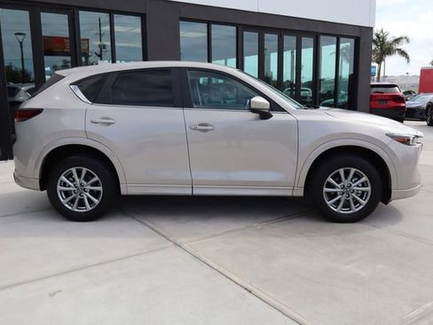 Used 2025 MAZDA CX-5 AWD 2.5 S w/ Preferred Package image 2