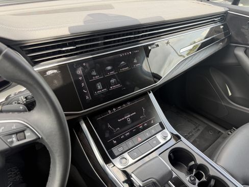 Used 2023 Audi Q7 3.0T Premium AWD/4WD image 30
