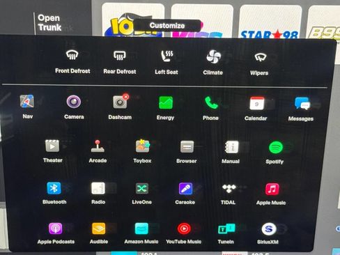 Used 2020 Tesla Model 3 Standard Range Plus image 40