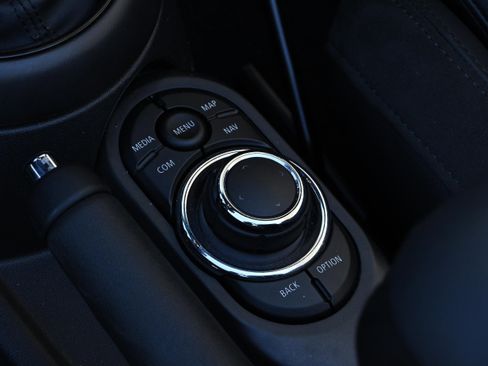 Used 2024 MINI Cooper S image 24