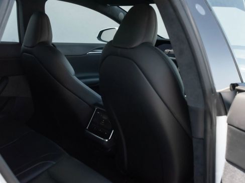 Used 2021 Tesla Model S Plaid image 26