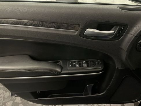 Used 2023 Chrysler 300 Touring L w/ Popular Equipment Group image 17