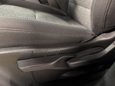 Used 2025 GMC Terrain Elevation image 22