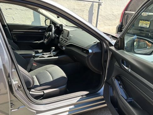 Used 2020 Nissan Altima 2.5 SV AWD/4WD image 25