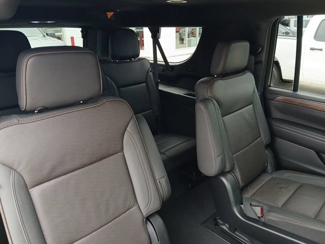 Certified 2024 Chevrolet Suburban High Country w/ Max Trailering Package AWD/4WD image 28