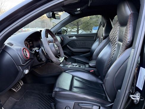 Used 2019 Audi RS 3 w/ Technology Package image 34