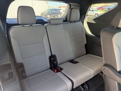 Used 2024 Chevrolet Traverse LT w/ LPO, Floor Liner Package AWD/4WD image 5