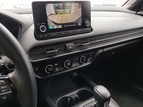 Used 2024 Honda HR-V Sport image 12