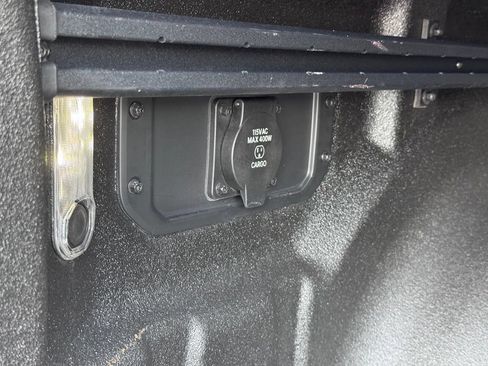 Used 2025 RAM 1500 Big Horn AWD/4WD image 27