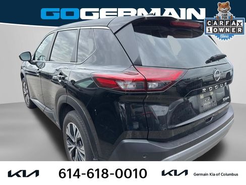 Used 2023 Nissan Rogue SV AWD/4WD image 2