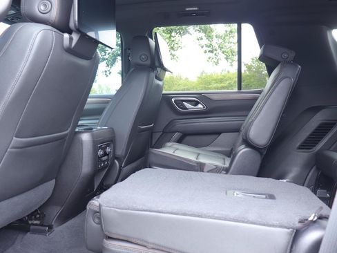 Used 2021 Chevrolet Tahoe High Country AWD/4WD image 14