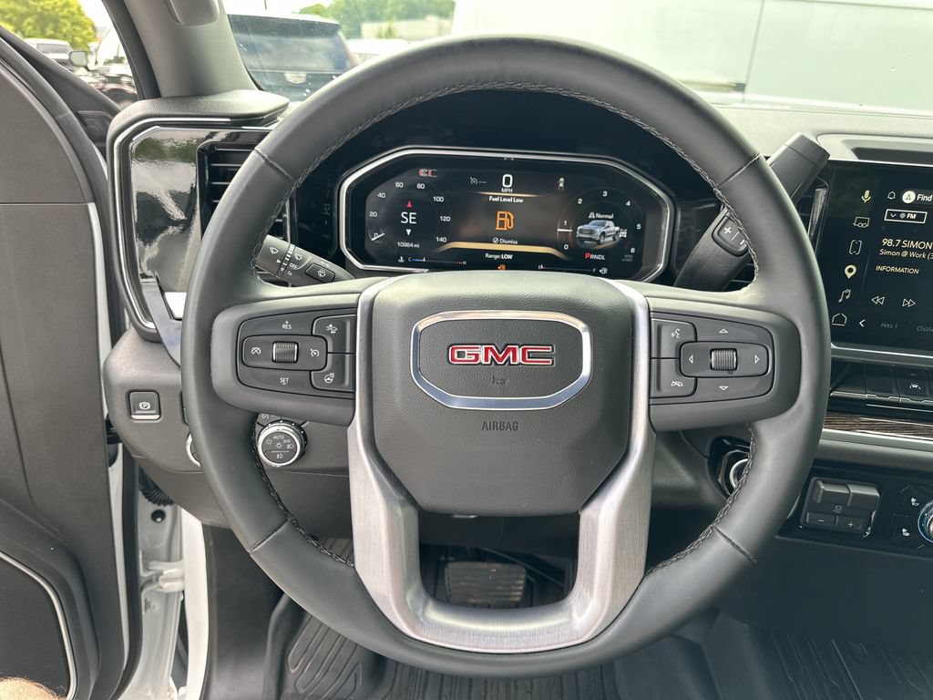 Used 2026 GMC Sierra 1500 Elevation w/ Elevation Select Package AWD/4WD image 12