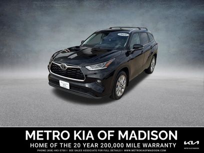 Used 2021 Toyota Highlander Limited