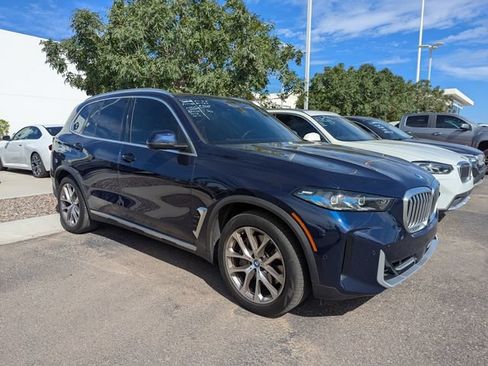 Certified 2024 BMW X5 xDrive50e w/ Premium Package AWD/4WD image 5
