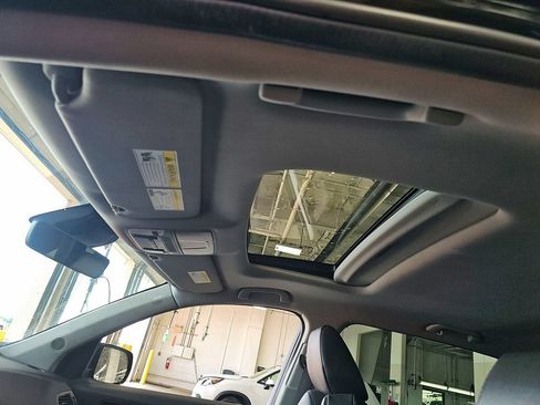 Used 2019 Acura MDX SH-AWD image 11