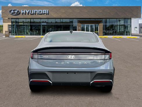 New 2026 Hyundai Sonata Blue FWD image 6