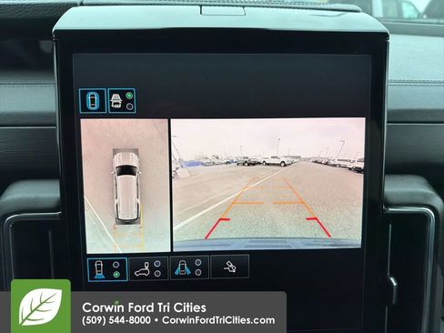 Used 2025 GMC Yukon XL Denali image 20