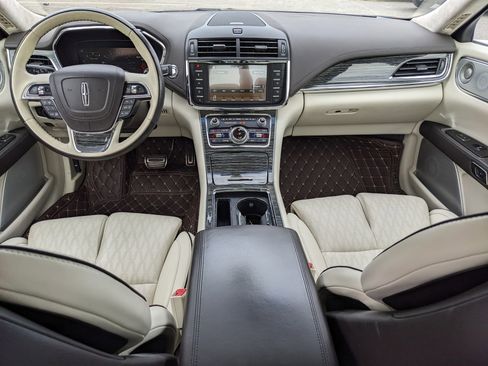 Used 2017 Lincoln Continental Black Label w/ Rear-seat Package image 14