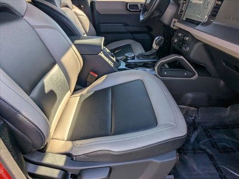 Certified 2024 Ford Bronco Big Bend image 19