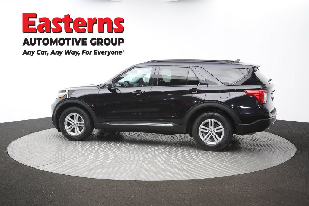Used 2022 Ford Explorer XLT w/ Equipment Group 202A AWD/4WD image 58