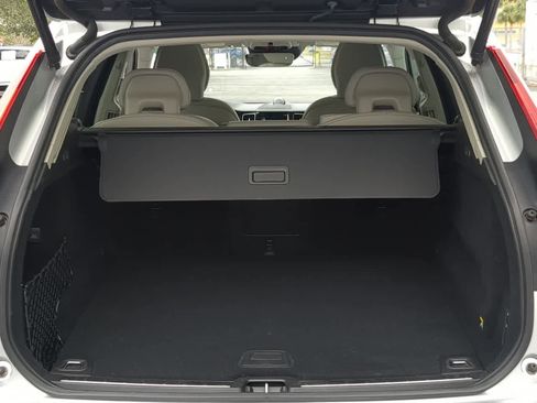 Used 2019 Volvo XC60 T6 Inscription w/ Protection Package Premier image 37