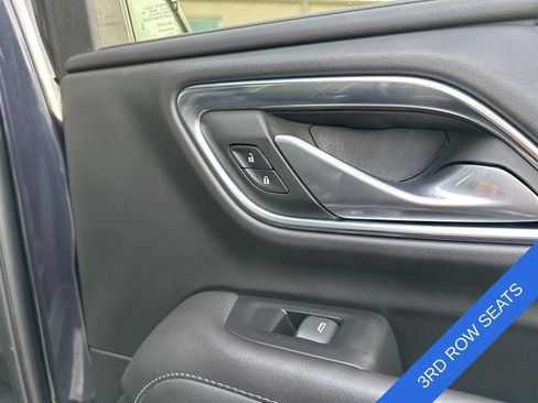 Used 2023 Chevrolet Suburban LT image 31