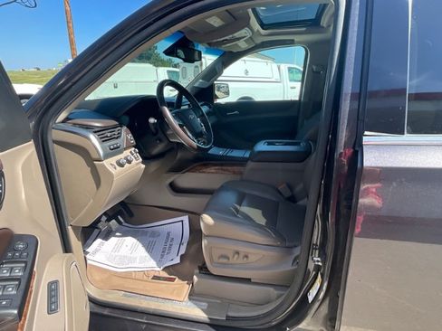 Used 2016 Chevrolet Tahoe LTZ AWD/4WD image 11