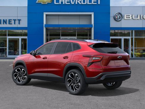 New 2026 Chevrolet Trax RS image 3