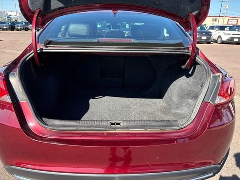 Used 2016 Chrysler 200 S FWD image 28