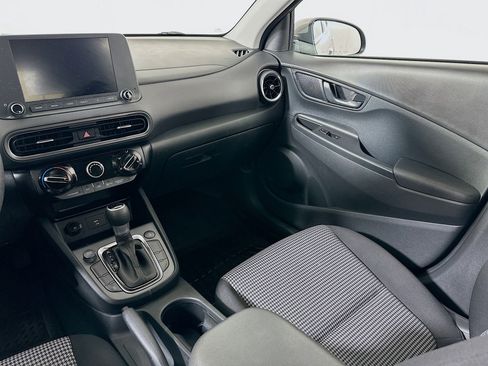 Certified 2022 Hyundai Kona SE image 21