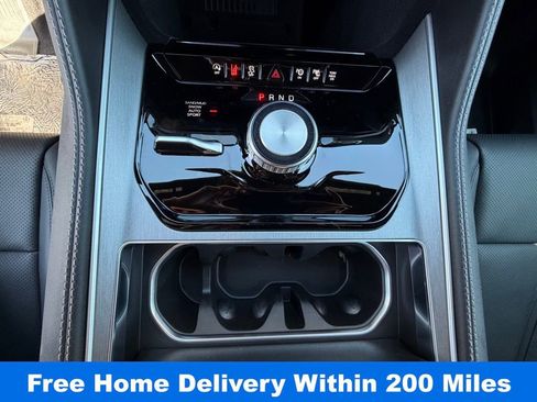 New 2026 Jeep Grand Wagoneer L 4WD image 21