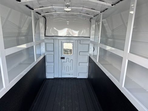 New 2024 GMC Savana 3500 w/ Power Convenience Package image 23