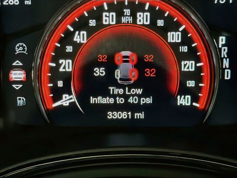 Used 2025 Dodge Durango GT RWD image 8