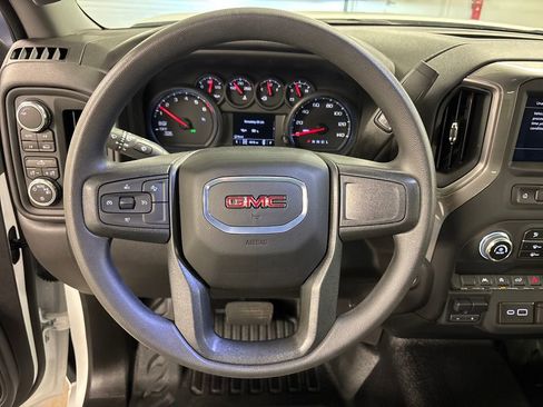 Used 2024 GMC Sierra 1500 Pro w/ Pro Value Package image 30