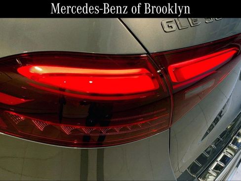 Certified 2025 Mercedes-Benz GLE 350 4MATIC image 28