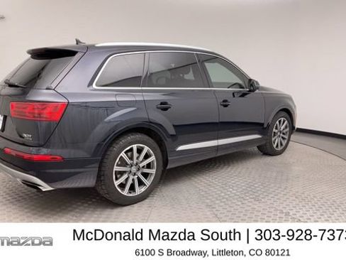Used 2017 Audi Q7 3.0T Prestige AWD/4WD image 2