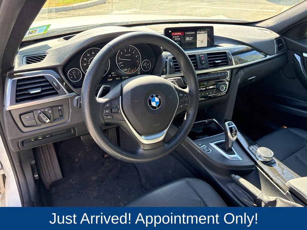 Used 2018 BMW 330i xDrive Sedan AWD/4WD image 8