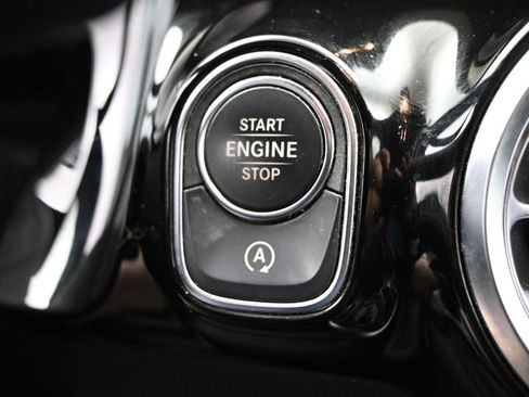 Used 2021 Mercedes-Benz GLA 250 image 19