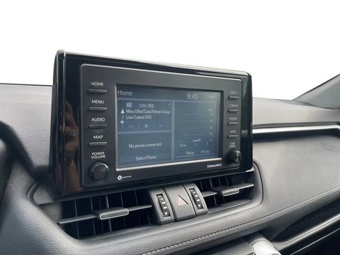 Used 2020 Toyota RAV4 XLE Premium AWD/4WD image 29