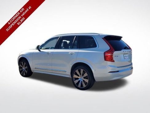Used 2023 Volvo XC90 B6 Ultimate w/ Lounge Package image 3