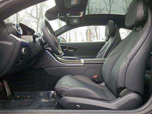 Used 2024 Mercedes-Benz CLE 300 4MATIC Coupe image 12