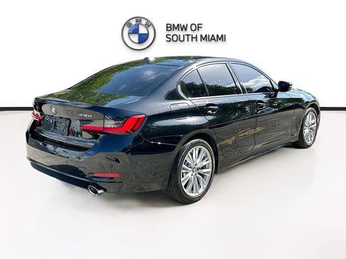 Certified 2023 BMW 330i Sedan w/ Convenience Package image 7
