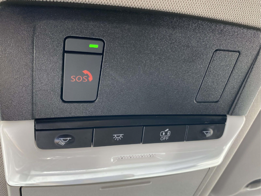 Used 2024 Nissan Rogue SV FWD image 31